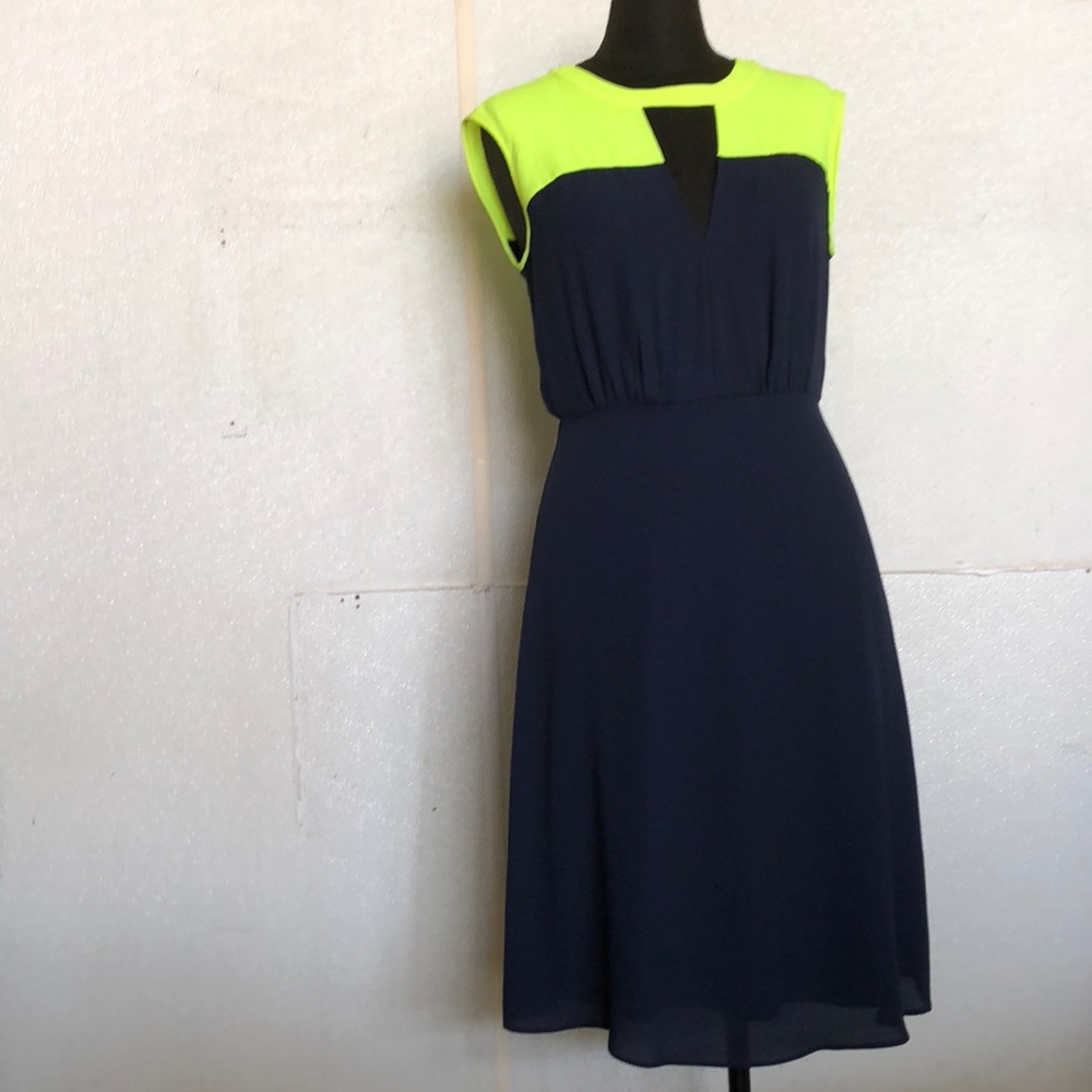 BCBG MAXAZRIA Neon v neck open back dress